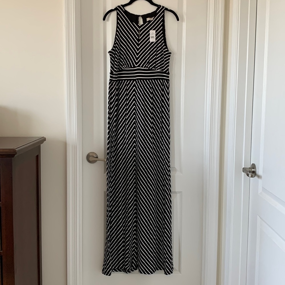 NWT LOFT Black/White Stripes Keyhole Sleeveless Maxi Dress Size Small